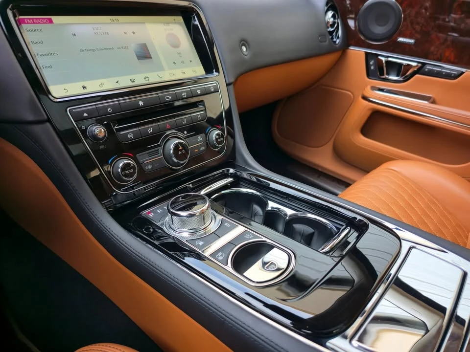 2018 Jaguar X351 XJ - Image 13 of 18