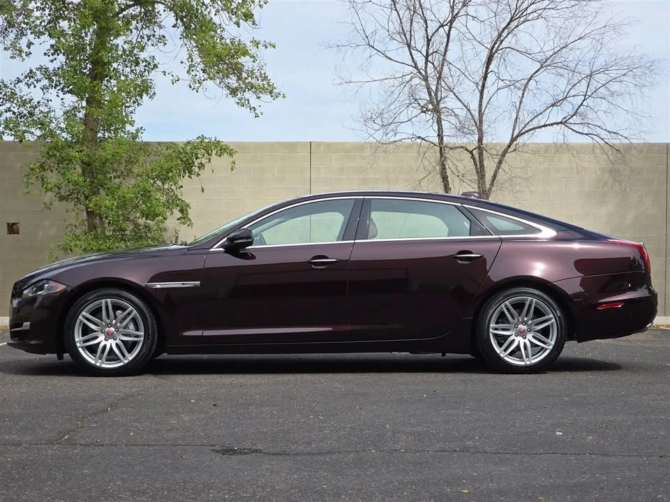 2018 Jaguar X351 XJ - Image 2 of 18