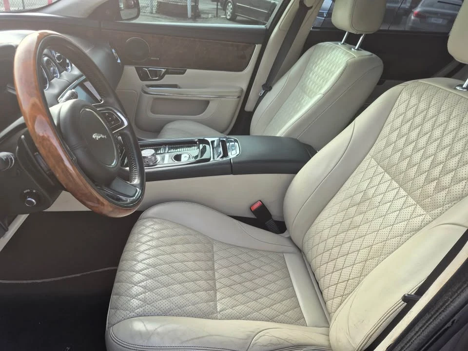 2018 Jaguar X351 XJ - Image 10 of 13