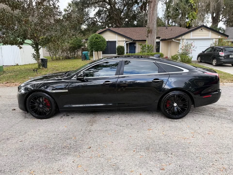 2018 Jaguar X351 XJ - Image 2 of 18