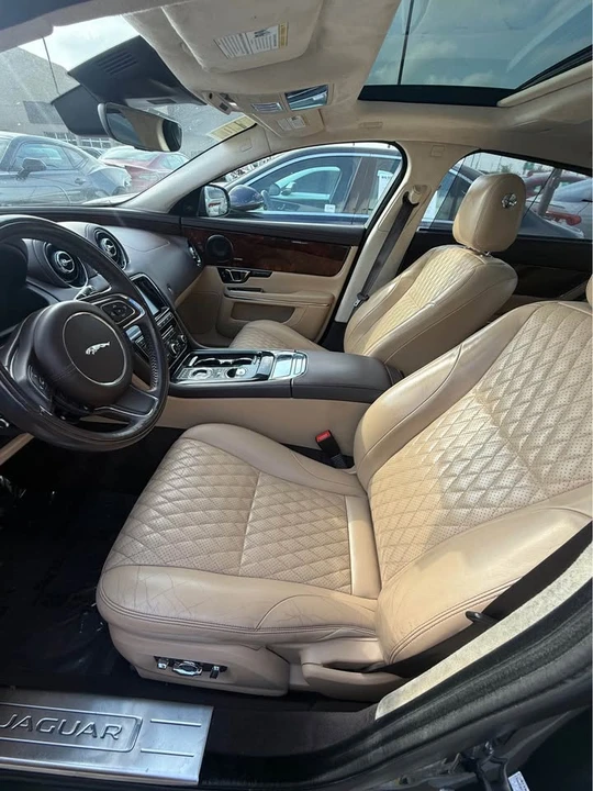 2018 Jaguar X351 XJ - Image 2 of 4