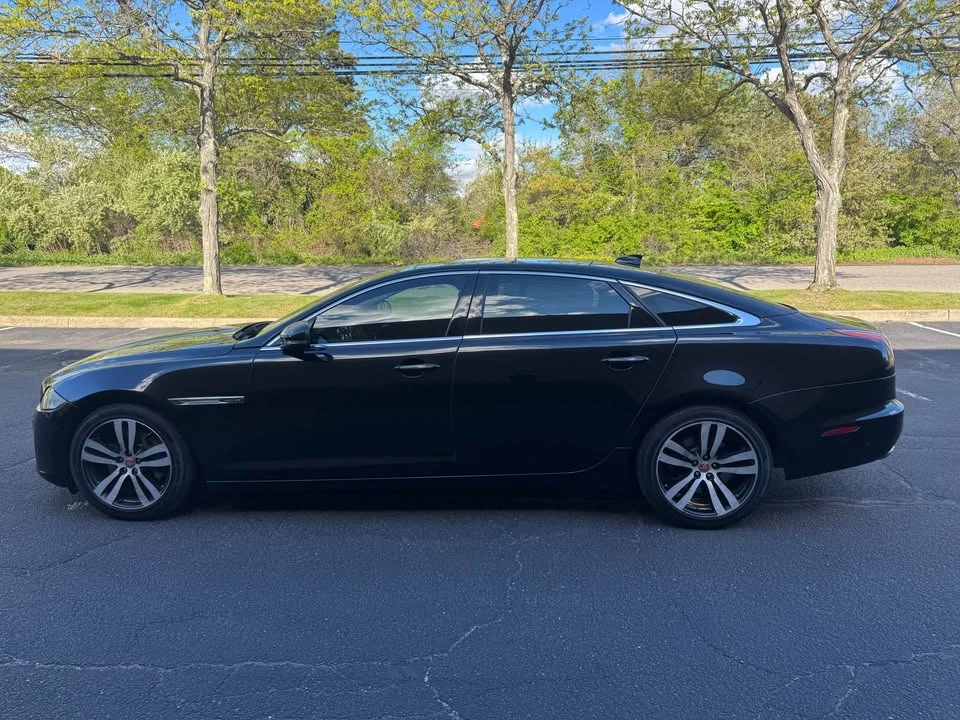 2018 Jaguar X351 XJ - Image 8 of 20
