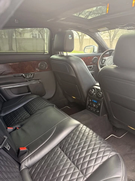 2018 Jaguar X351 XJ - Image 4 of 6