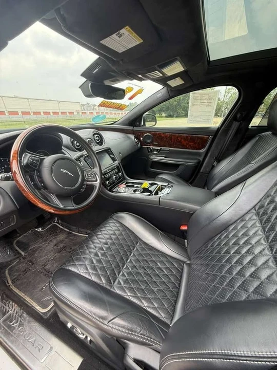 2018 Jaguar X351 XJ - Image 7 of 13