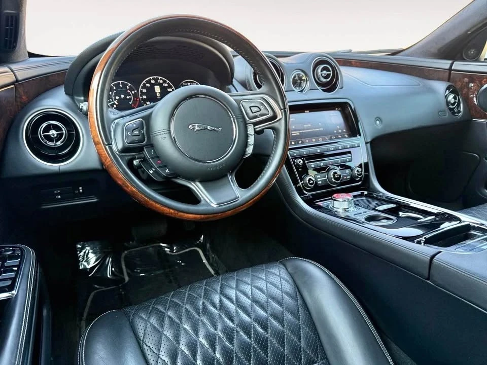 2018 Jaguar X351 XJ - Image 3 of 15