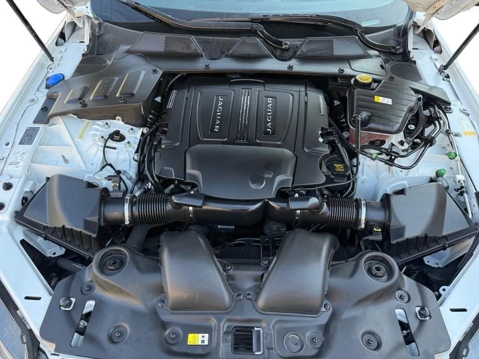 2018 Jaguar X351 XJ - Image 14 of 15