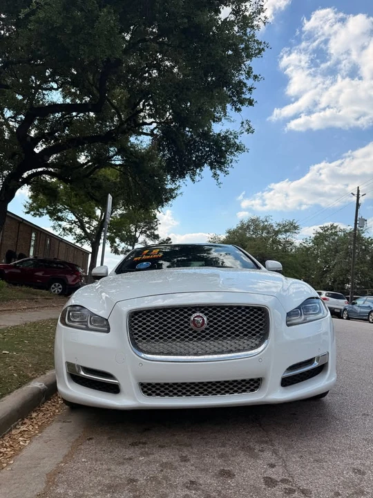 2018 Jaguar X351 XJR - Image 2 of 5