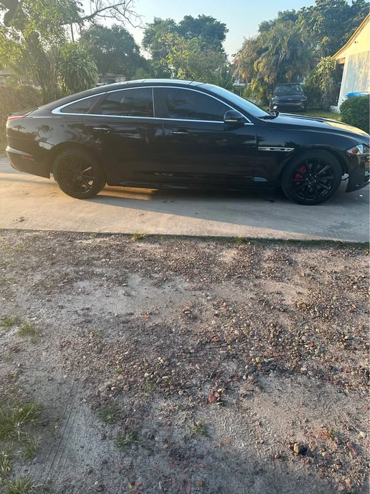 2018 Jaguar X351 XJR - Image 3 of 17