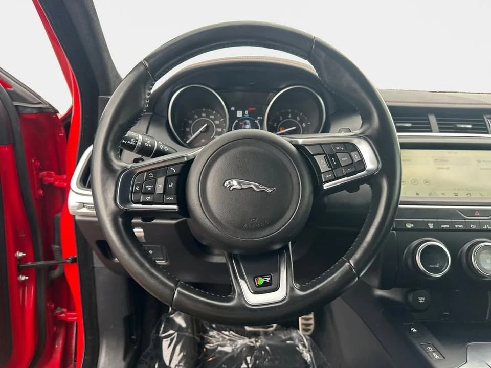 2018 Jaguar E-Pace - Image 11 of 19