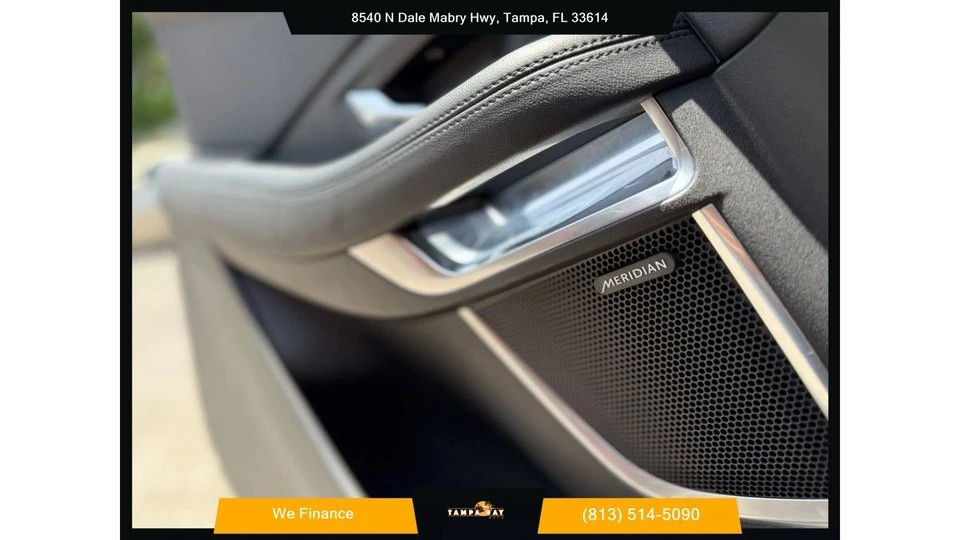 2018 Jaguar E-Pace - Image 17 of 17