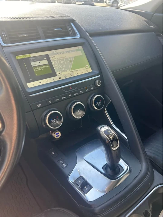 2018 Jaguar E-Pace - Image 9 of 9