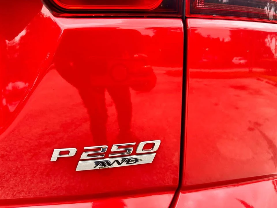 2018 Jaguar E-Pace - Image 10 of 20