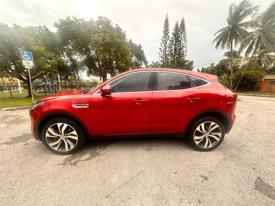 2018 Jaguar E-Pace - Image 11 of 20