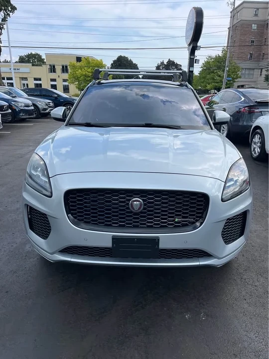 2018 Jaguar E-Pace - Image 2 of 11
