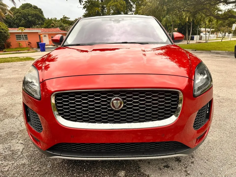 2018 Jaguar E-Pace - Image 5 of 20