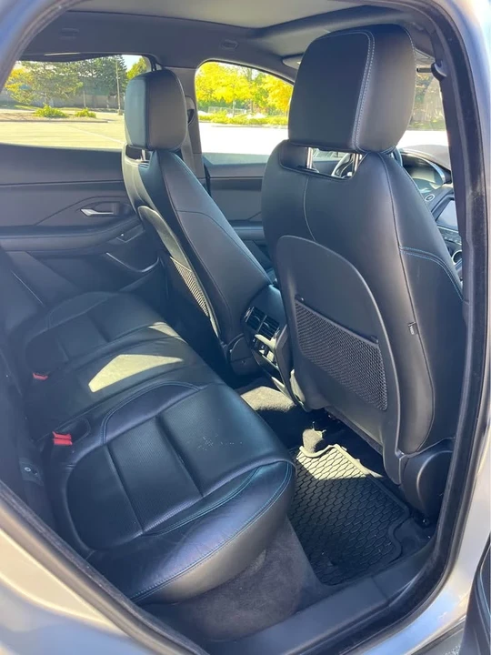 2018 Jaguar E-Pace - Image 7 of 11
