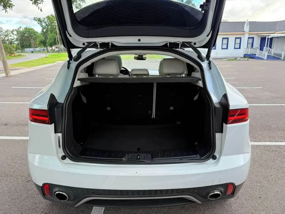 2018 Jaguar E-Pace - Image 14 of 18