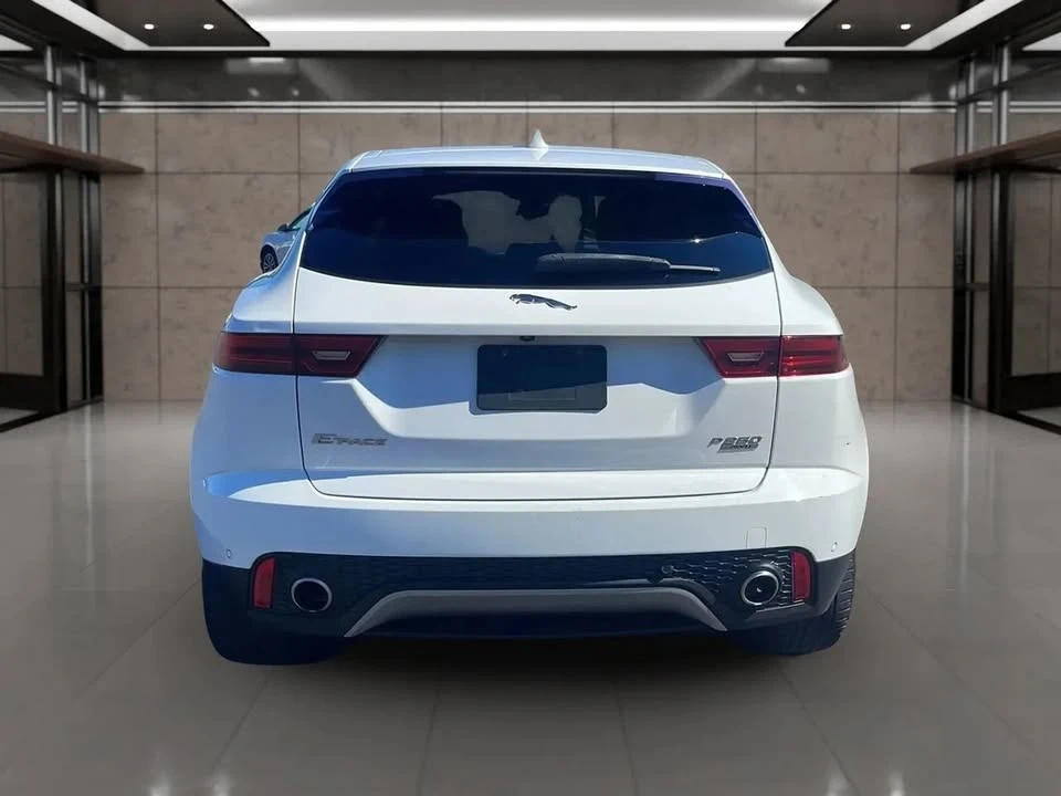 2018 Jaguar E-Pace - Image 4 of 18