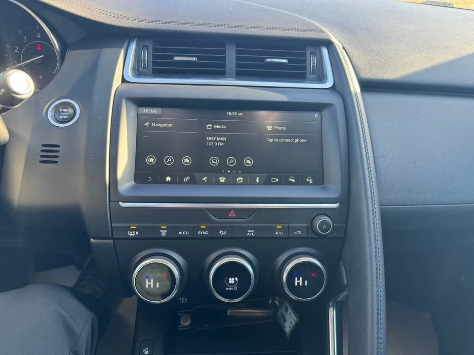 2018 Jaguar E-Pace - Image 13 of 15