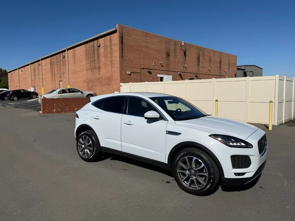 2018 Jaguar E-Pace - Image 4 of 17