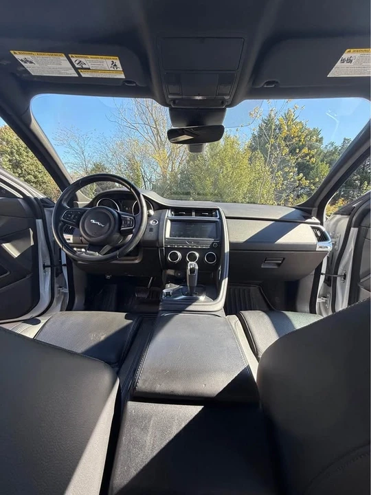 2018 Jaguar E-Pace - Image 14 of 16