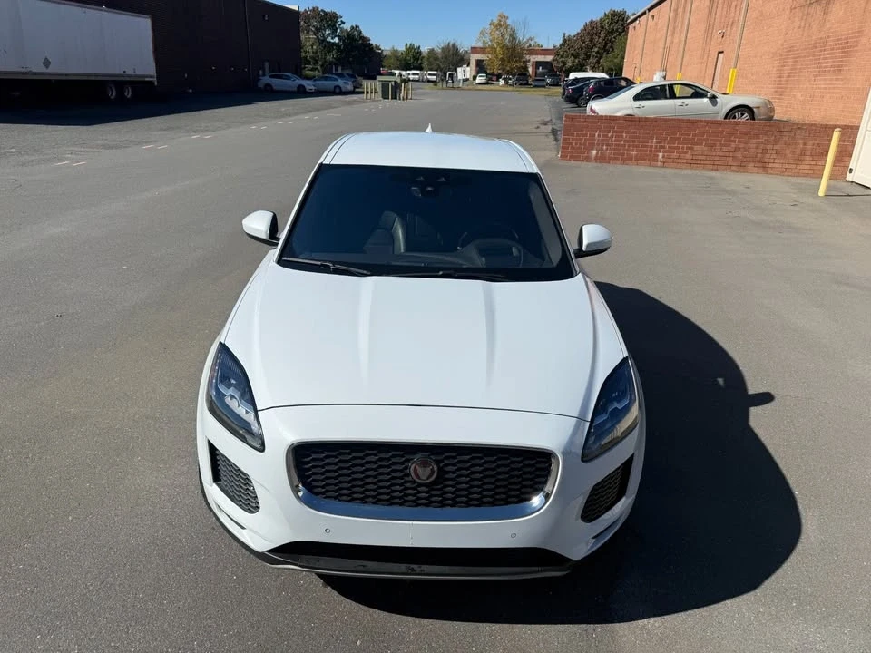 2018 Jaguar E-Pace - Image 3 of 17