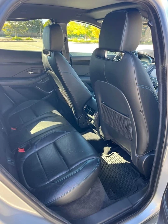 2018 Jaguar E-Pace - Image 9 of 9