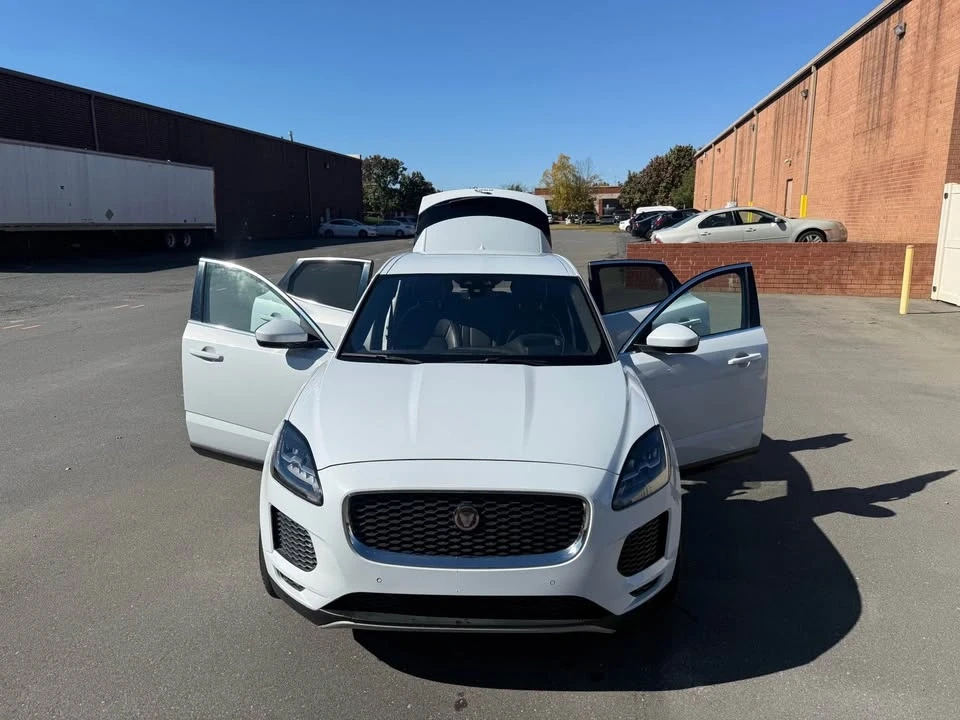 2018 Jaguar E-Pace - Image 8 of 10