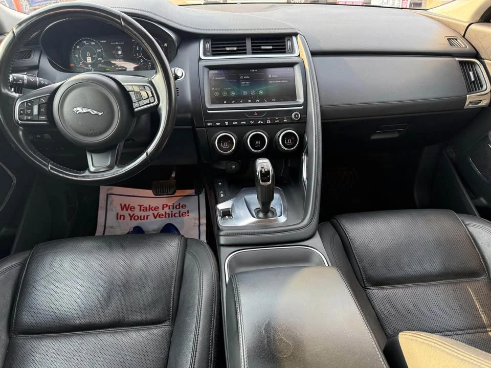 2018 Jaguar E-Pace - Image 10 of 17
