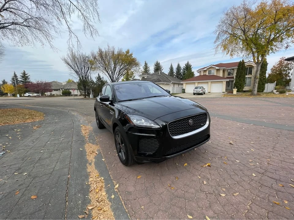 2018 Jaguar E-Pace - Image 2 of 13