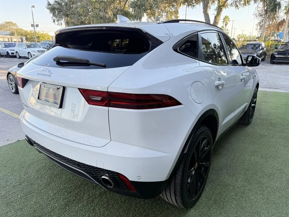 2018 Jaguar E-Pace - Image 5 of 19