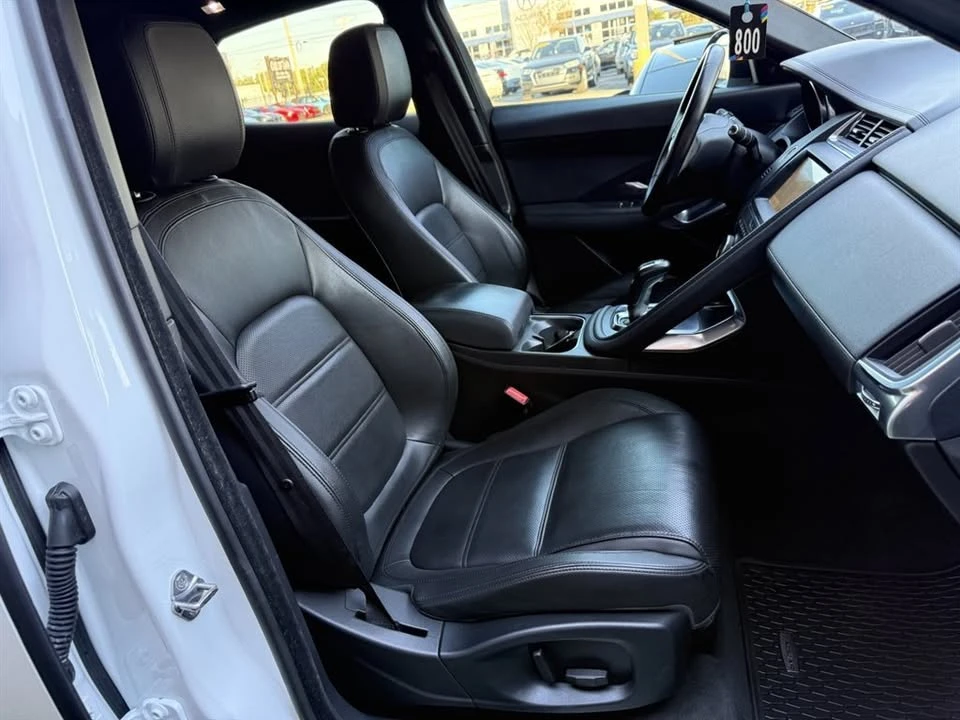 2018 Jaguar E-Pace - Image 18 of 19