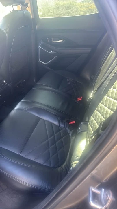 2018 Jaguar E-Pace - Image 8 of 8