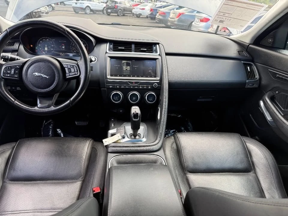 2018 Jaguar E-Pace - Image 15 of 20
