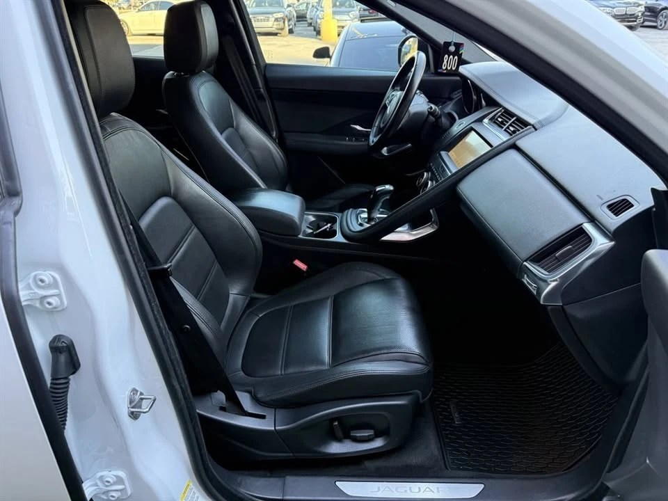 2018 Jaguar E-Pace - Image 17 of 19