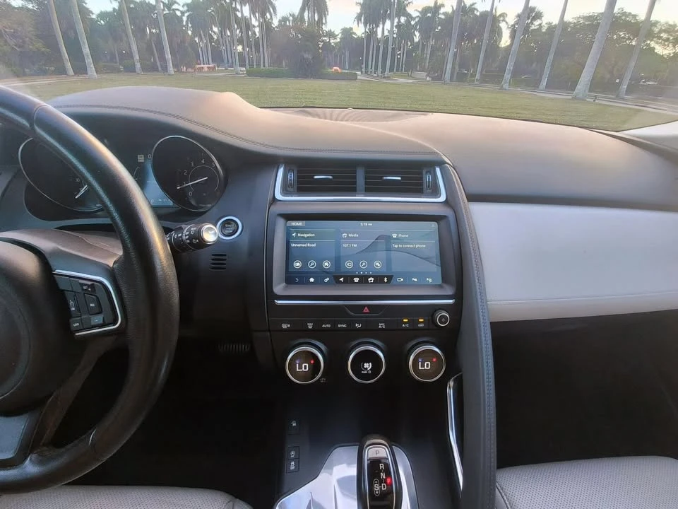 2018 Jaguar I-Pace - Image 7 of 20