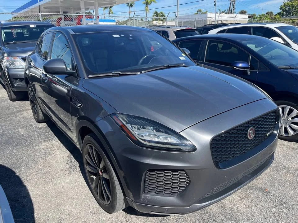 2018 Jaguar E-Pace - Image 2 of 8