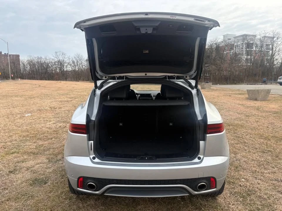 2018 Jaguar E-Pace - Image 10 of 19