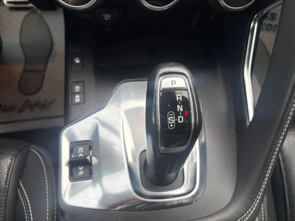 2018 Jaguar E-Pace - Image 19 of 19