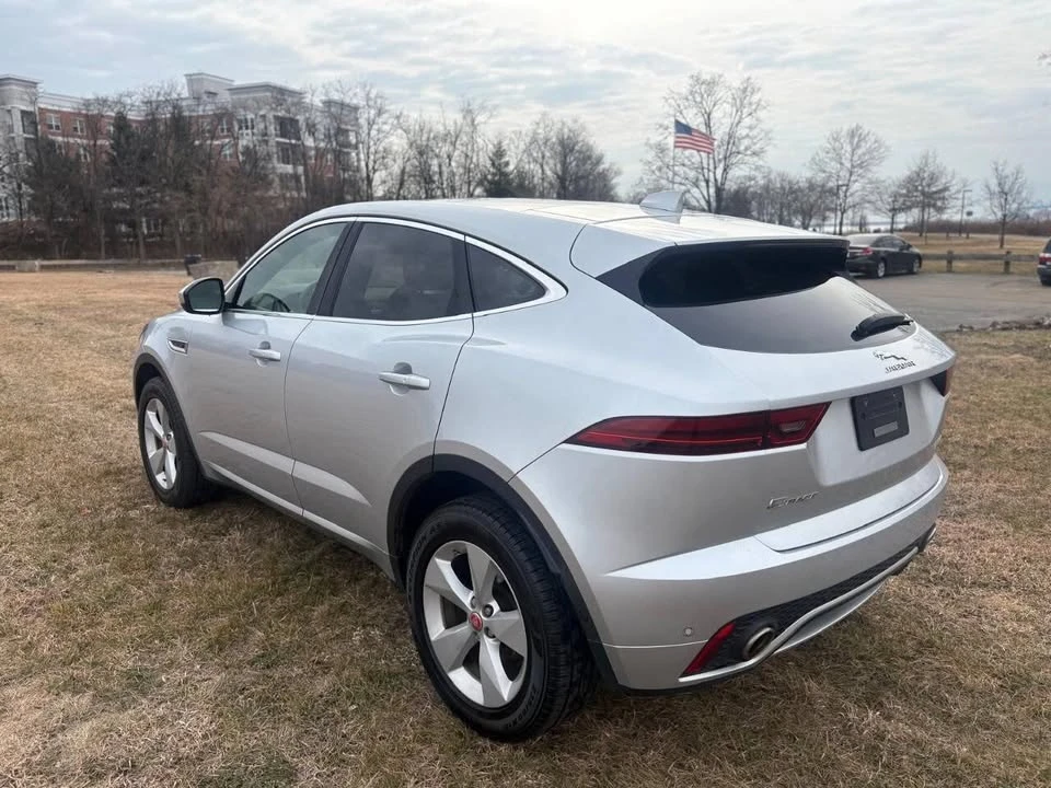 2018 Jaguar E-Pace - Image 7 of 19