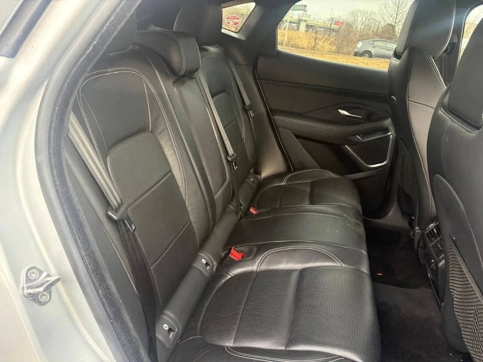 2018 Jaguar E-Pace - Image 17 of 19