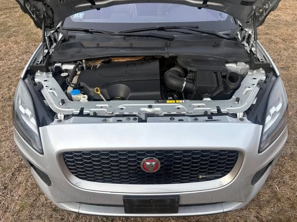 2018 Jaguar E-Pace - Image 16 of 19