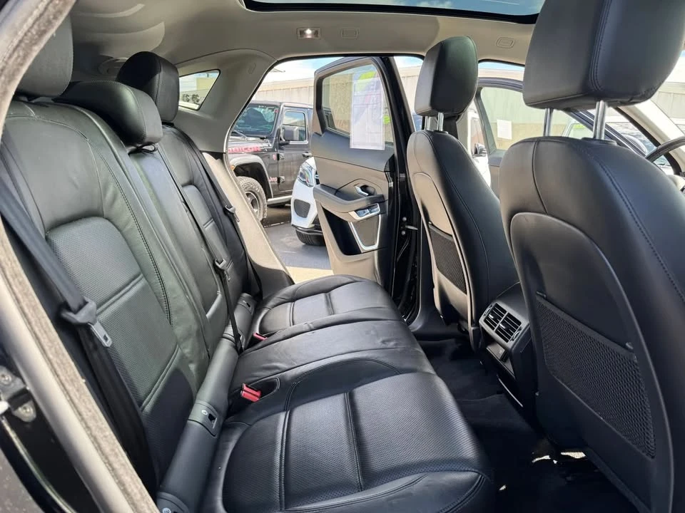 2018 Jaguar E-Pace - Image 16 of 20