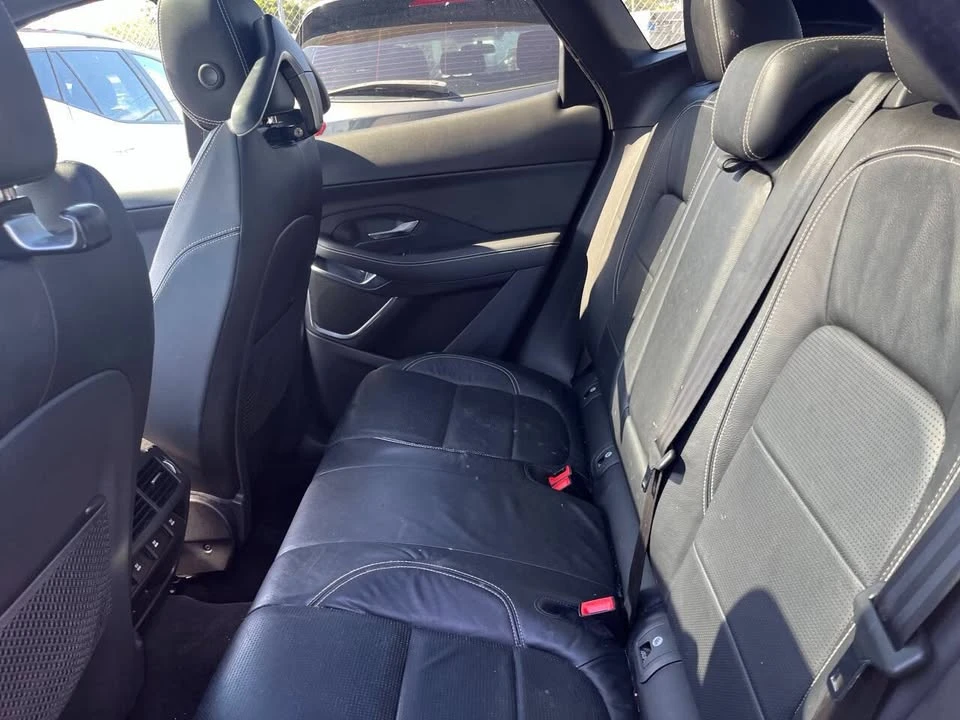 2018 Jaguar E-Pace - Image 7 of 9