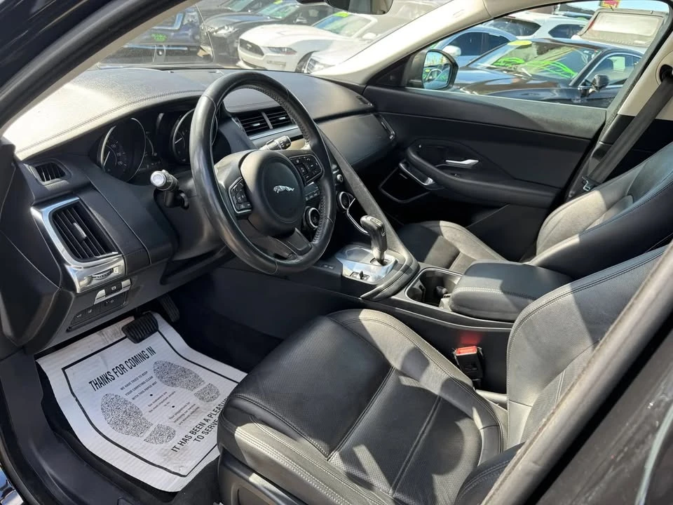 2018 Jaguar E-Pace - Image 10 of 20