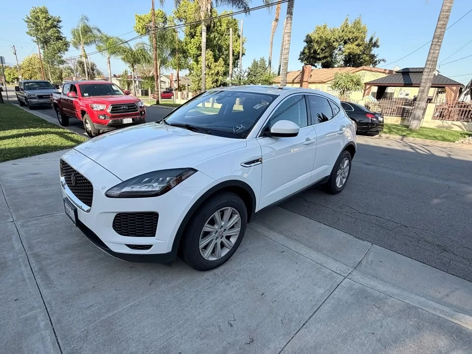 2018 Jaguar E-Pace - Image 7 of 18