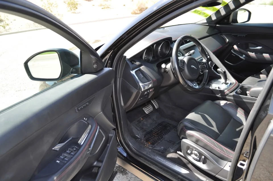 2018 Jaguar E-Pace - Image 12 of 20