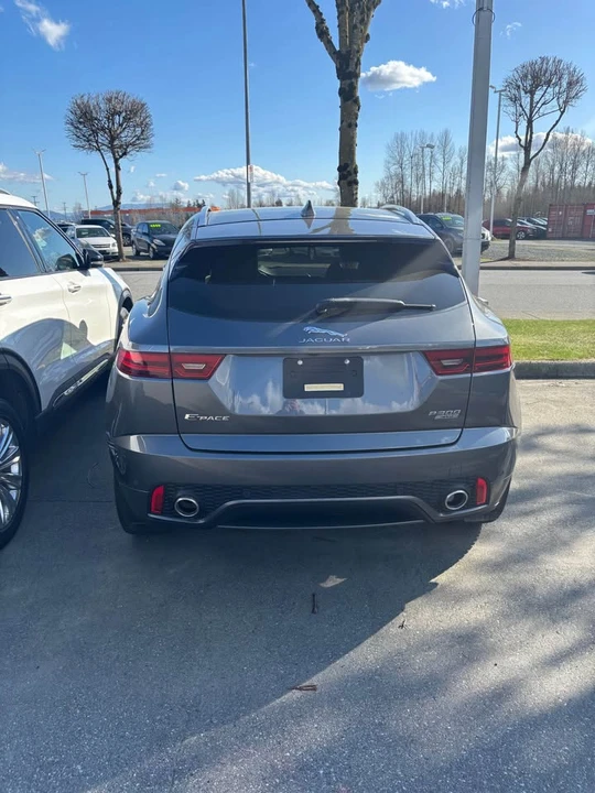 2018 Jaguar E-Pace - Image 3 of 3