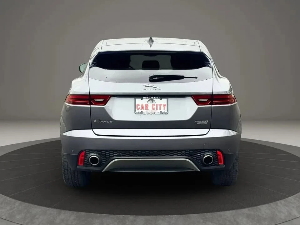 2018 Jaguar E-Pace - Image 5 of 20