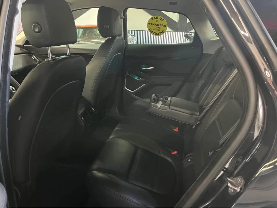 2018 Jaguar E-Pace - Image 8 of 18